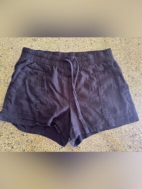 Kut From the Kloth Black Linen Shorts